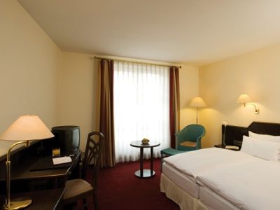 Hotel Kloesterle - In Kuerze Elaya Kloesterle Nördlingen